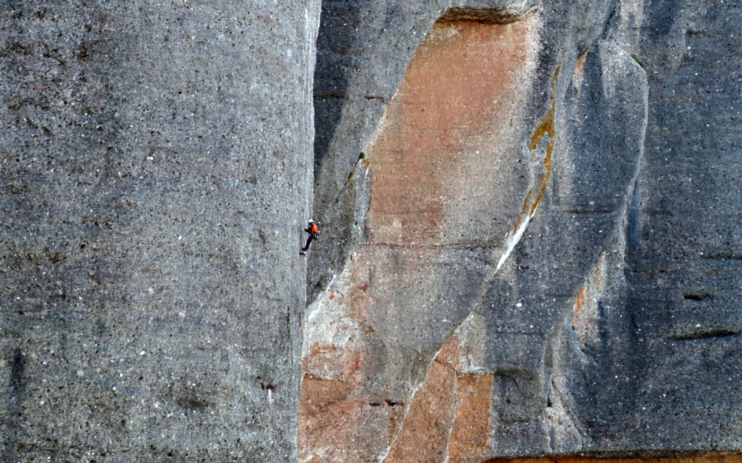 «Alternativa 3» 265 m, 7c+ ABO+ (A4/6a oblig.): una primera en libre en La Paret de Diables, Montserrat